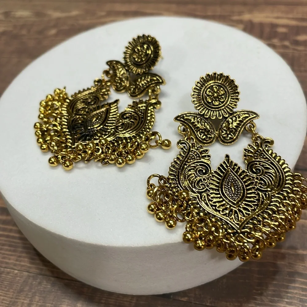 Bohemian Bali Jhumka Gypsy Earrings - Picture 9 of 9